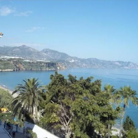 Apartamento Burriana Carabeo Nerja Esterno foto
