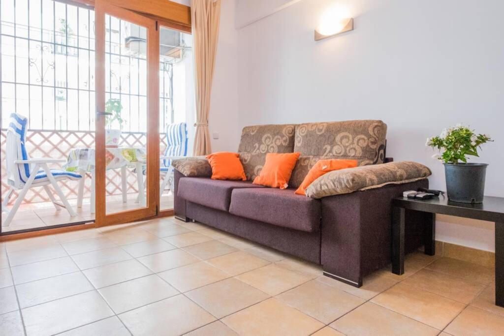 Burriana Carabeo Apartment
