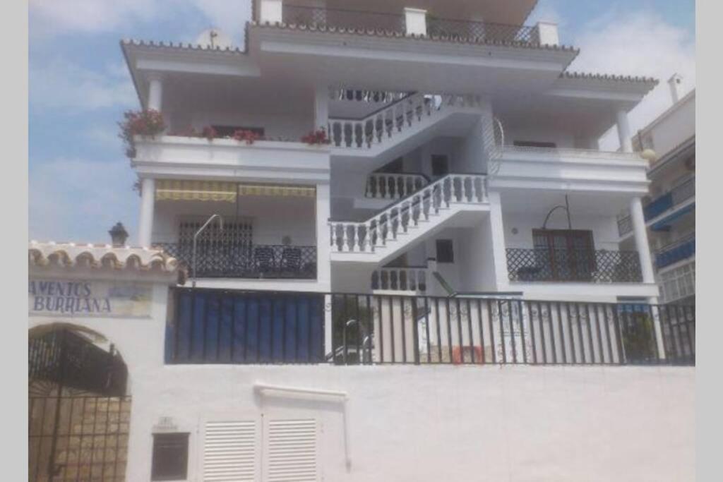 Burriana Carabeo Apartment